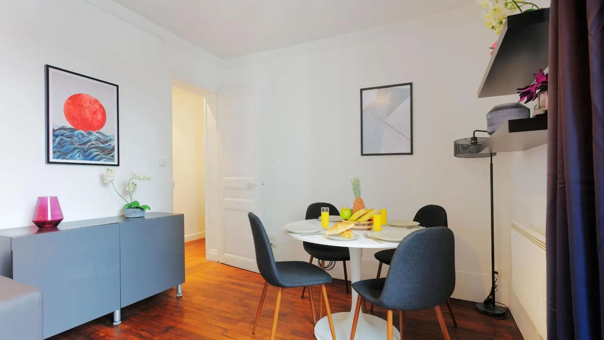 Bnbnova - 1Br Central Paris & Bastille 0*,  France